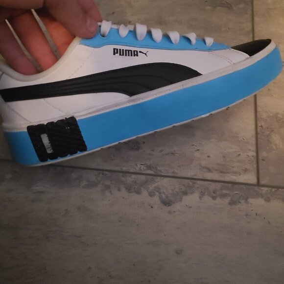 Custom puma size 6 women shoes - Picture 6 of 7